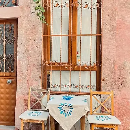 Sezer Lägenhet Ayvalı