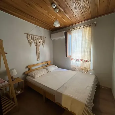 Apartment Sezer Ayvalı